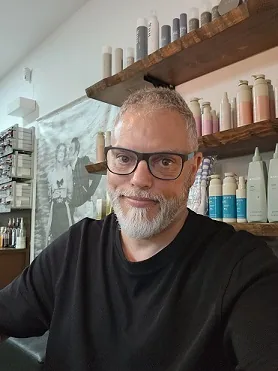 Retrato de Andrés, del equipo del salón
